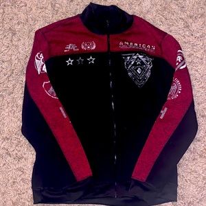 Buckle sweatshirt: reversible